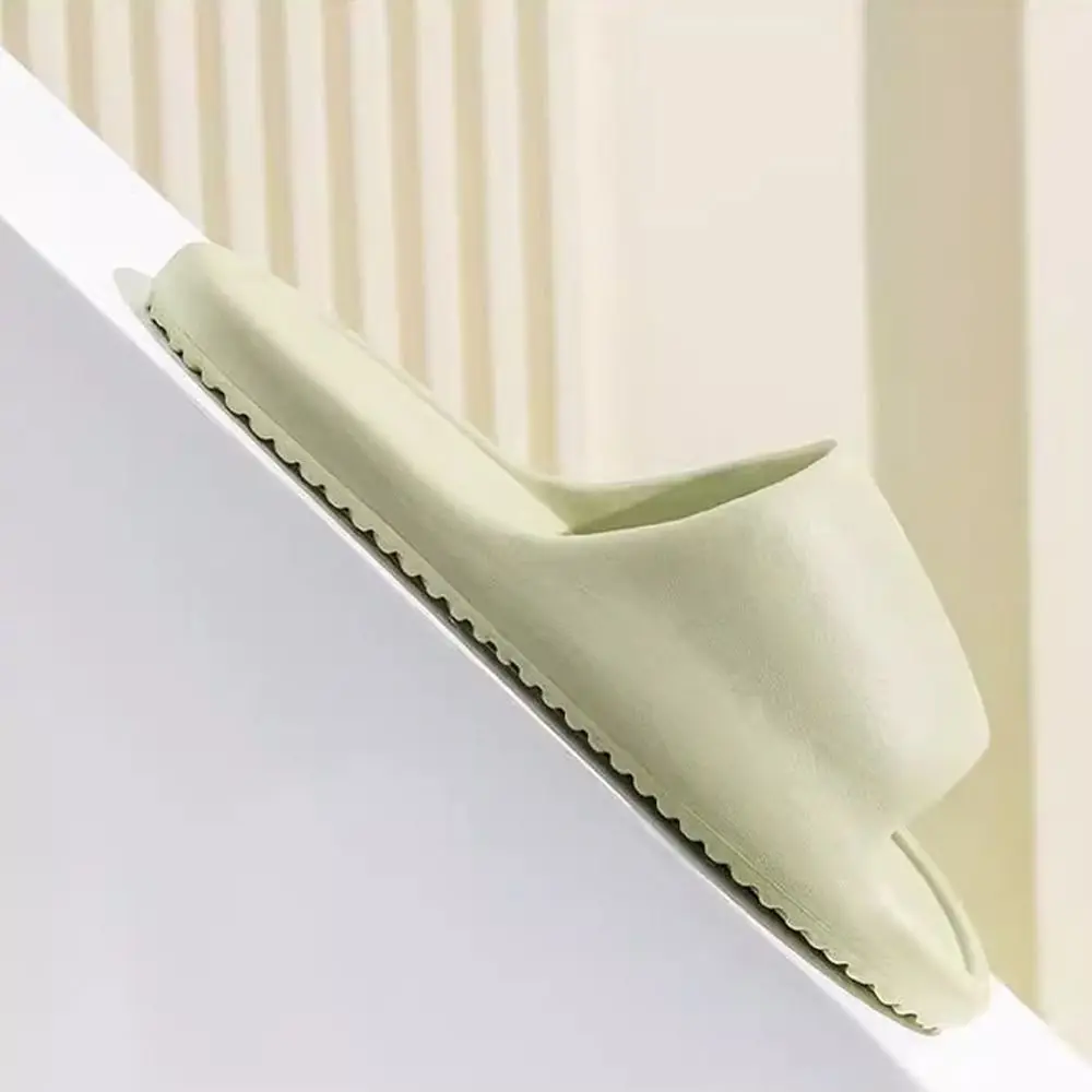 Fashion EVA Cloud Slippers Soft Sole Thick Women Beaches Sandals Breathable Non-slip Platform Sole Slippers Summer