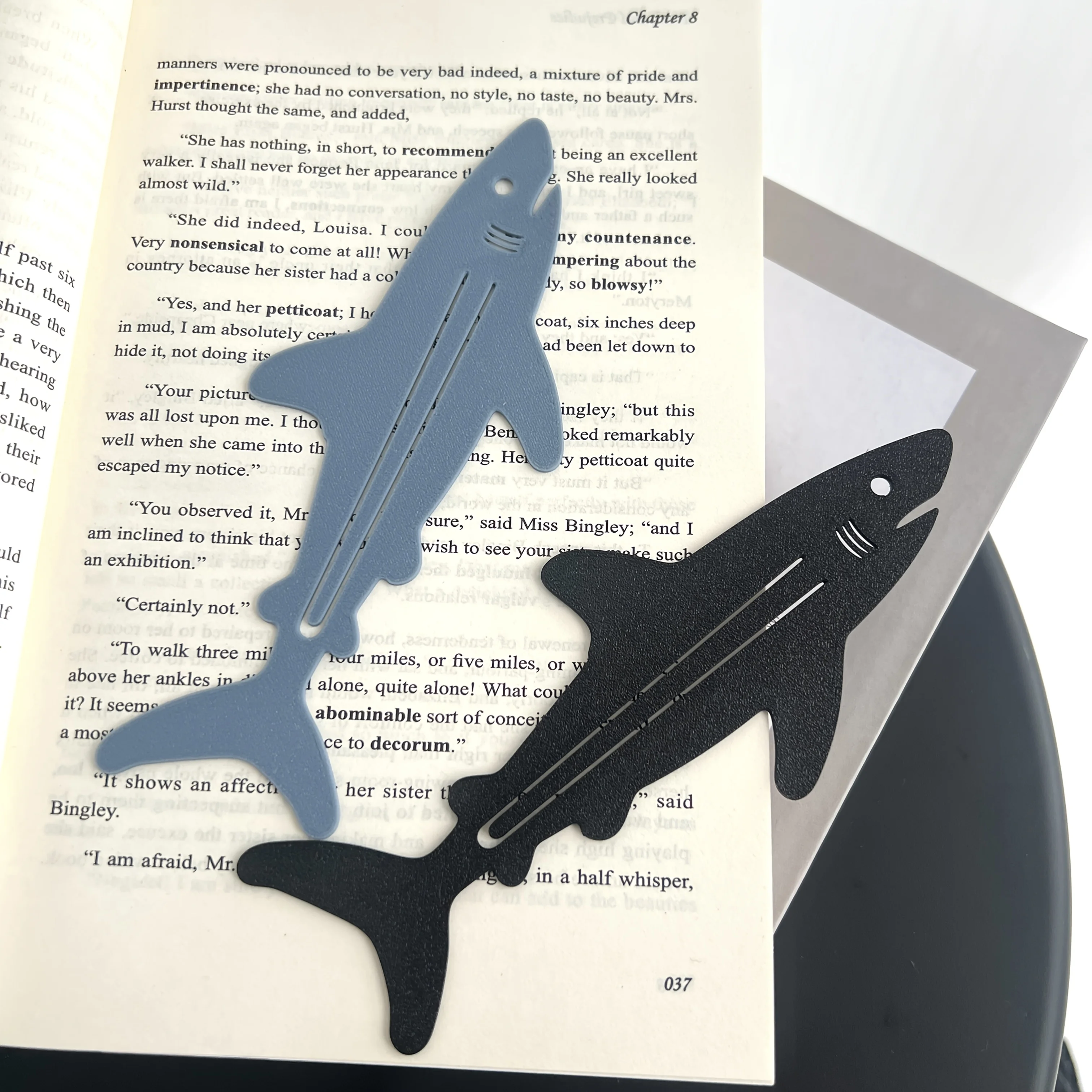1PCS Acrylic Shark-Shaped Bookmarks Super Cute Creative Paperclip Page Markers for Reading Stationery School Supplies A3350