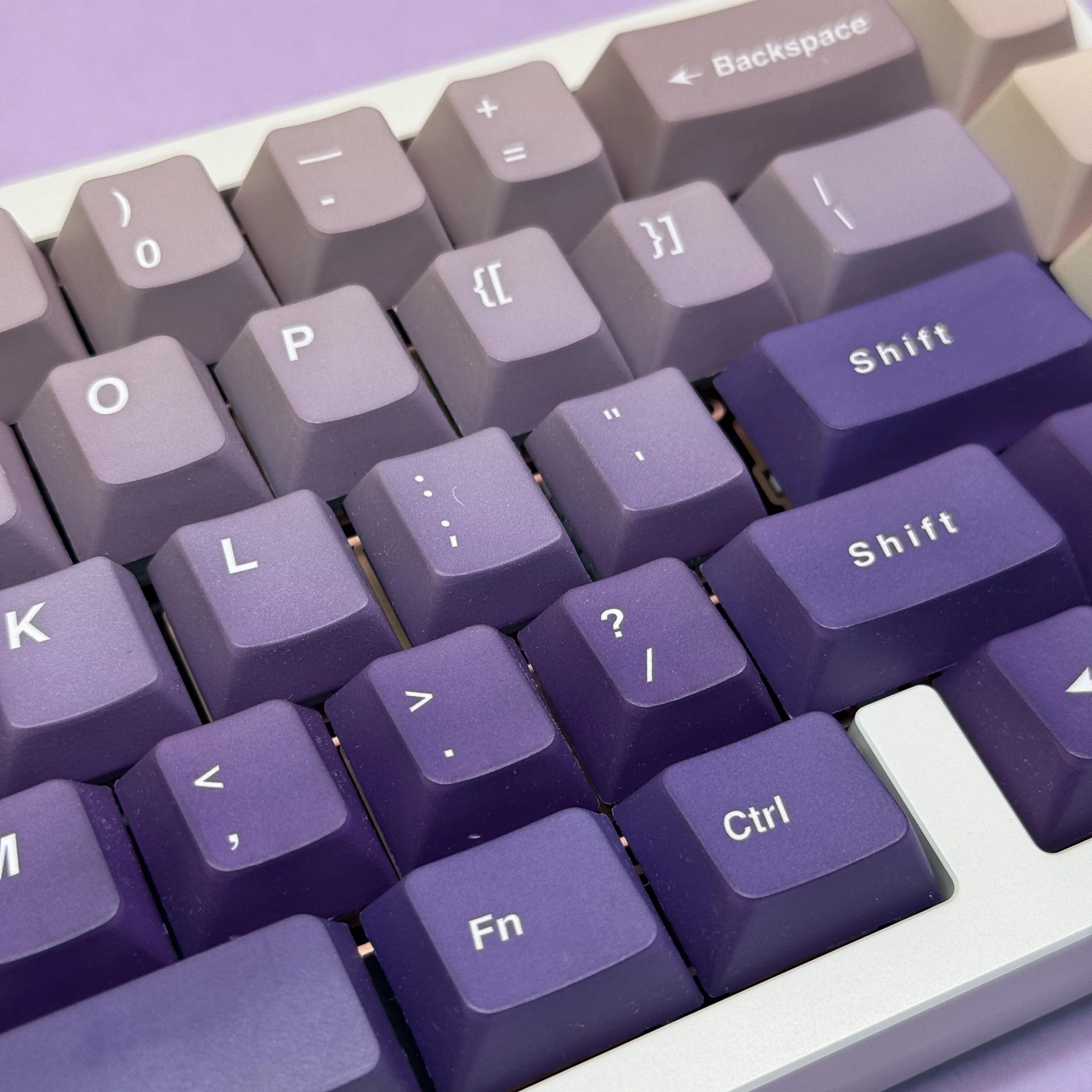 134 Keycaps ANSI US Layout Cherry Profile purple PBT Dye Sublimation Key Caps Set for Mechanical Keyboard 61/64/75/84/87/104/108