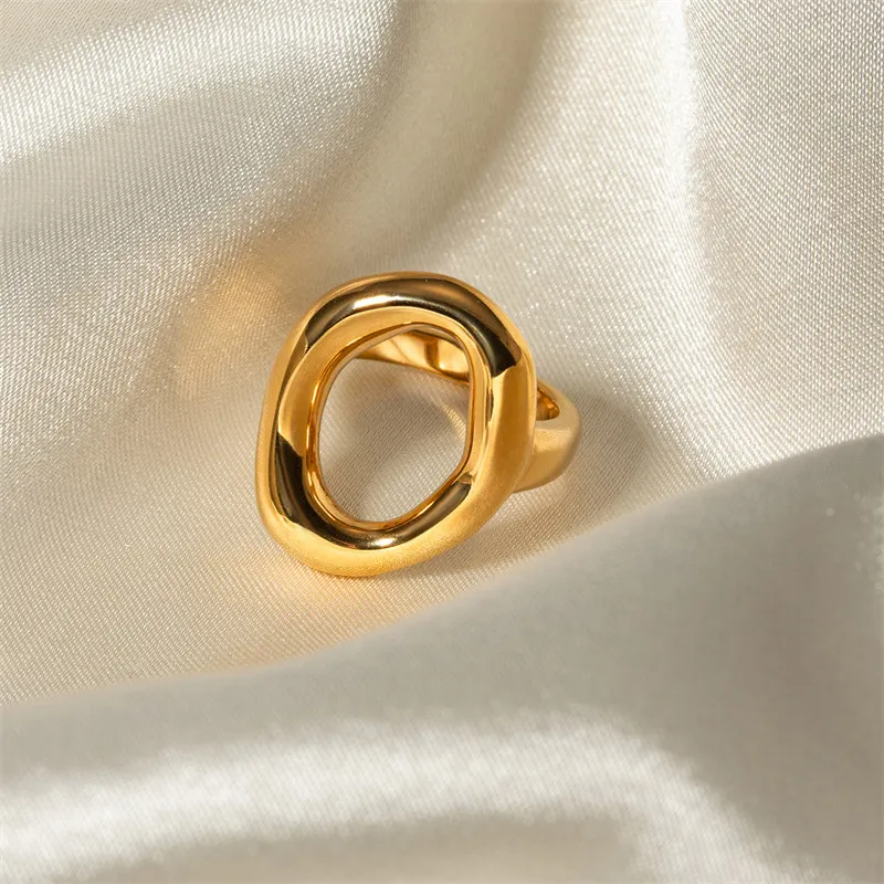 Stainless Steel Chunky Rings For Women Gold Color Waterproof Women\'s Hyperbole Large Ring Simple Geometric Aesthetic Female Ring