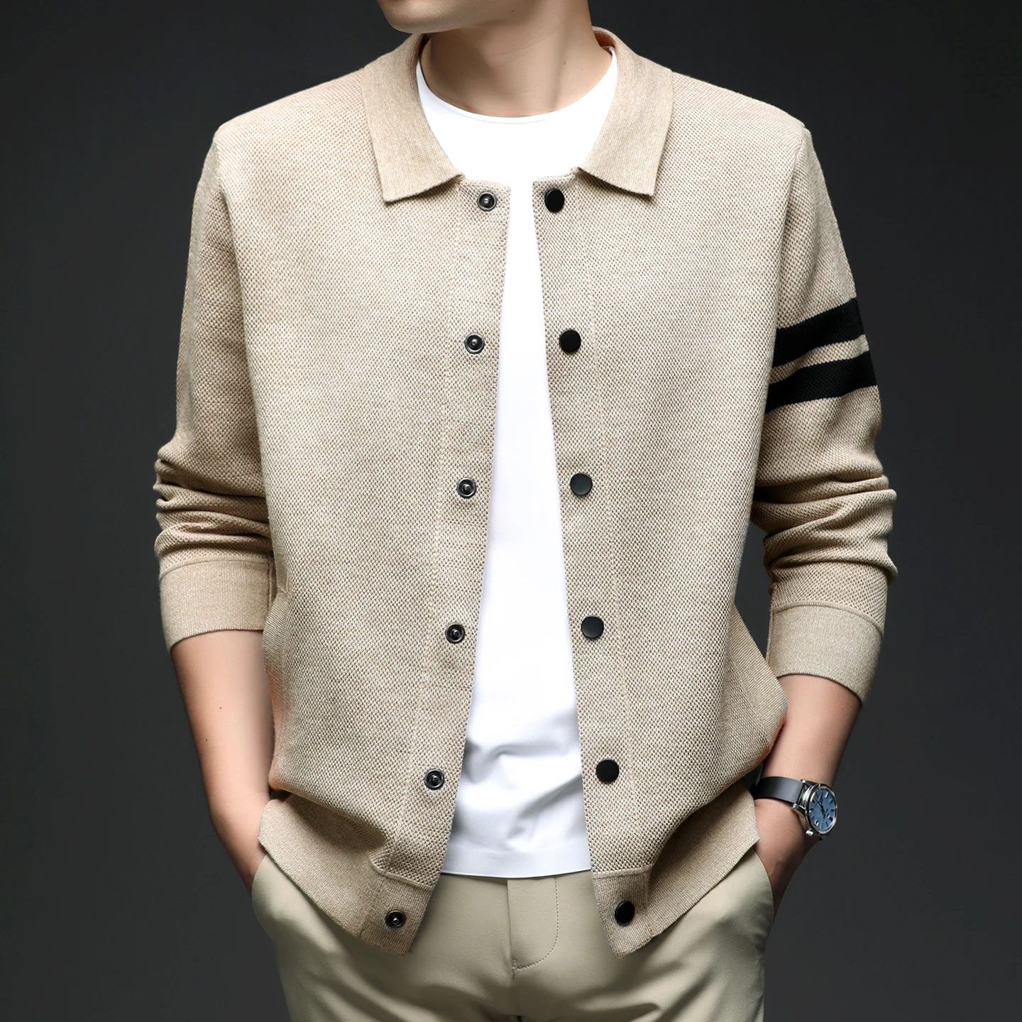 Cardigan con risvolto a righe di marca avanzata di lusso da uomo nuovo bottone unico maglione lavorato a maglia casual cappotto moda semplice tasca comfort top