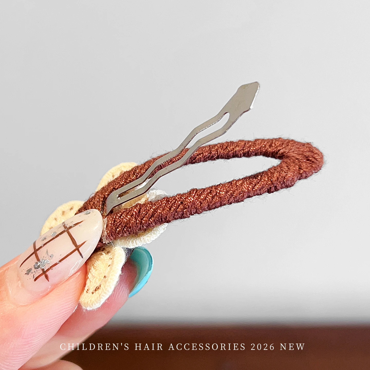 Niedliche Blumen-Haarspangen für Kleinkinder, 2 Stück, handgefertigte Blumen-BB-Clips, süße einfarbige Haarnadeln für Kinder, tägliche Haardekoration für Kinder – Detail 6