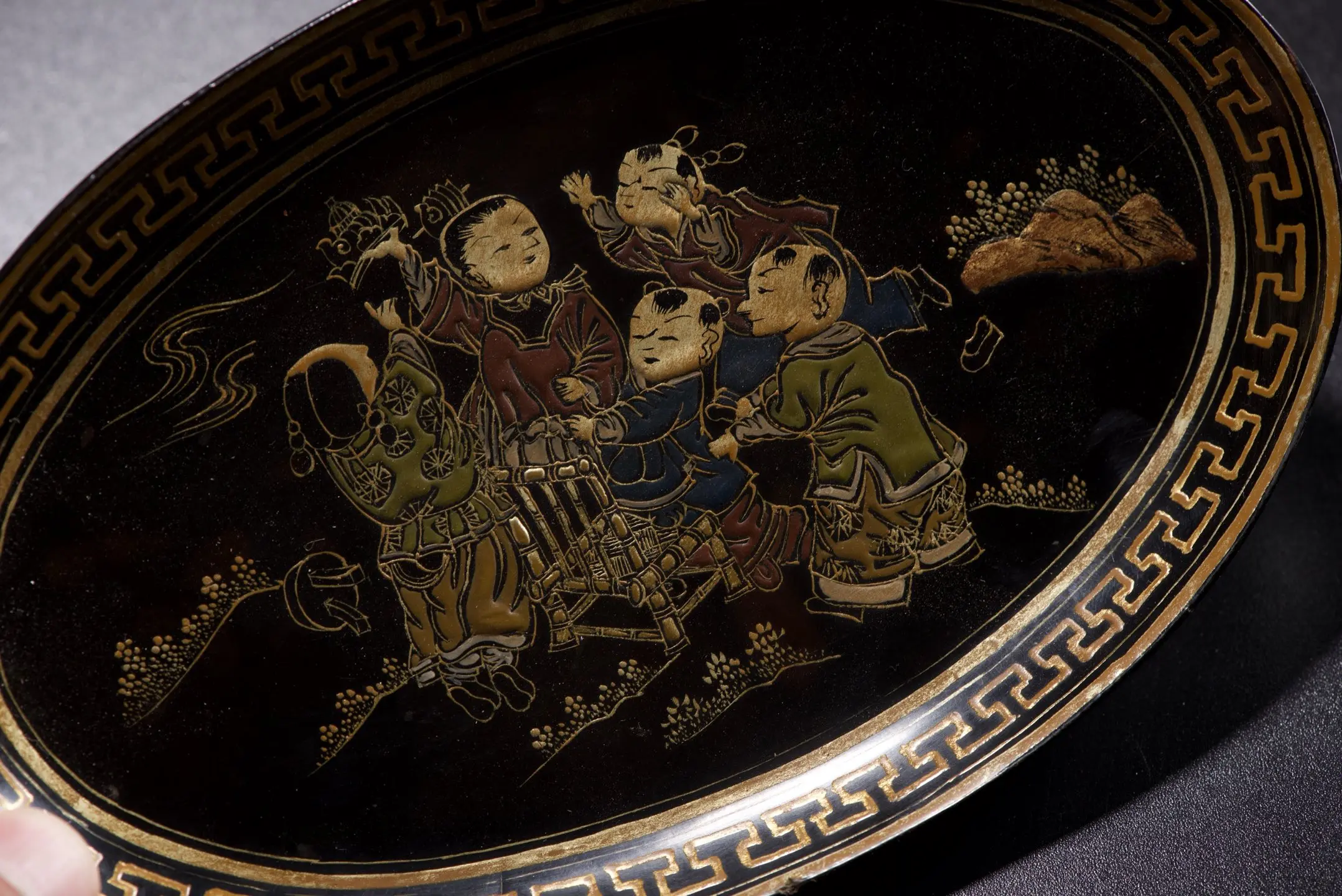 Old Wood Lacquerware Outline in gold Child pattern Five Blessings Linmen Plate Reward Plate screen Wenfang Plate Amass wealth