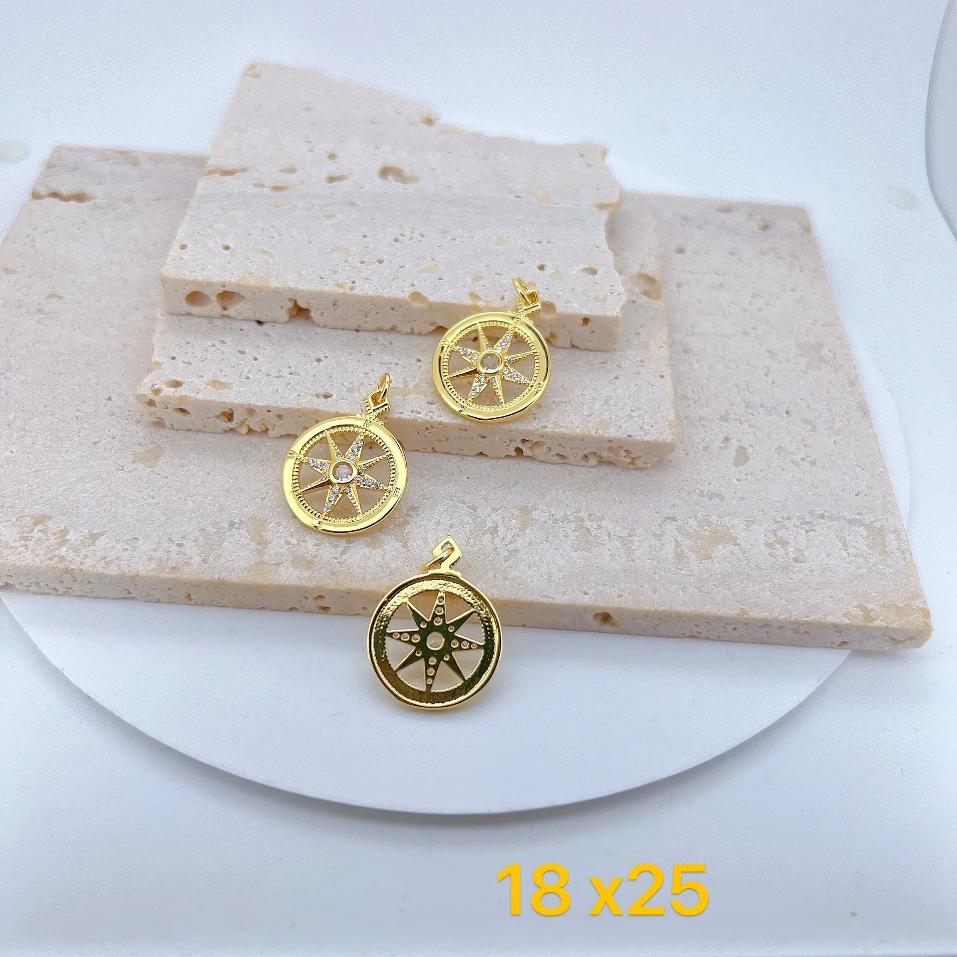 Diy Jewelry Making Supplies Micro Inlay Zircon Pendant Heart Square Round Bee Butterfly Eyes Copper Plated Gold Accessories 2Pcs