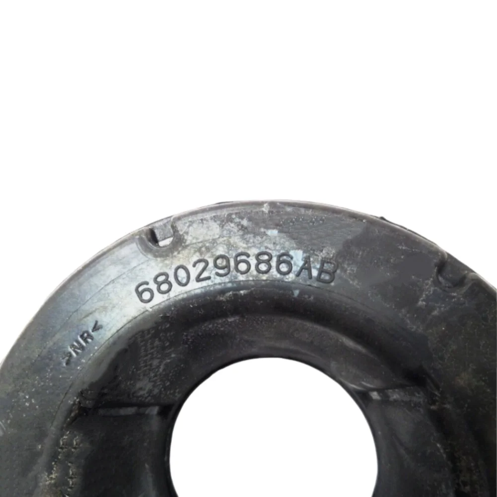 Suspension Buffer Pad Upper Spring Isolator For Rough Terrain Driving OEM Standard Easy Installation Black Finish