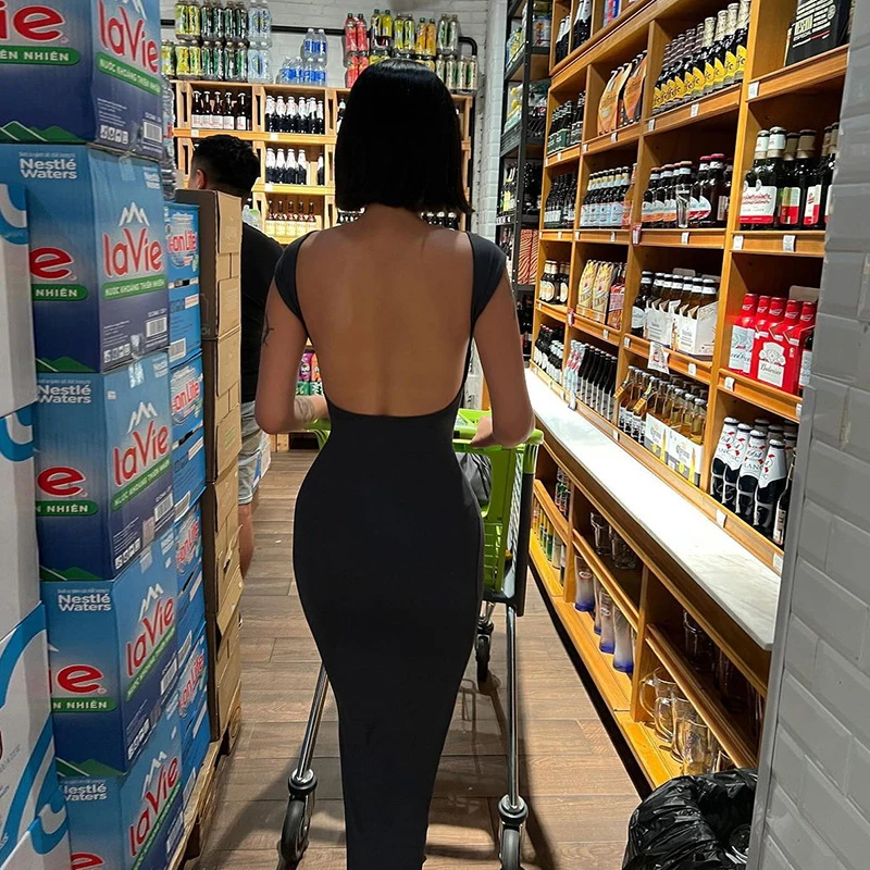 Seksowne damskie sukienki Maxi Summer New Backless Solid Fashion Short Sleeve Streetwear Dress Casual Slim Female Elegant Knit Dresses