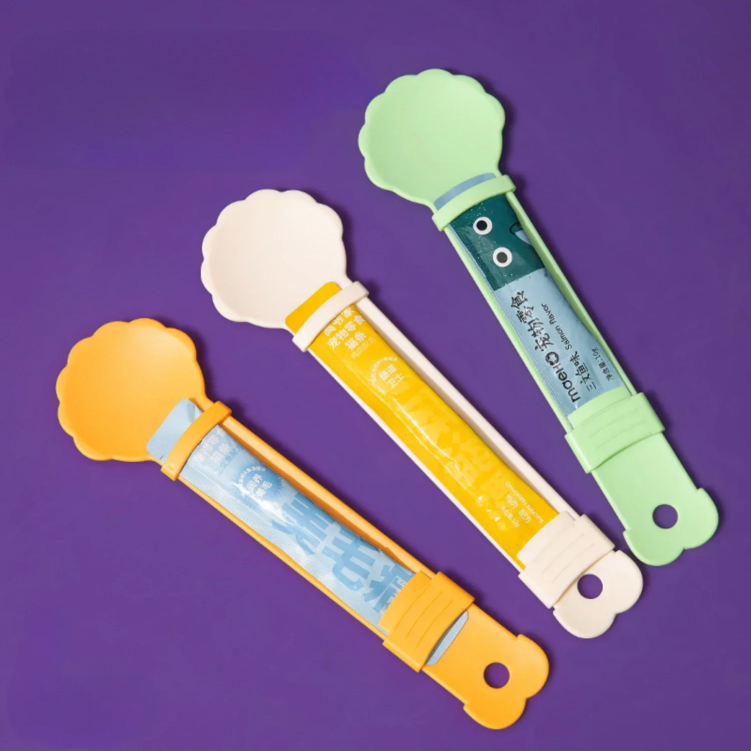 

Pet Supplies Cat Strip Feeder Spoon Long Handle Cat Food Strip Squeezer Pet Meat Mud Food Squeeze Treat Dispense Spoon for Cats