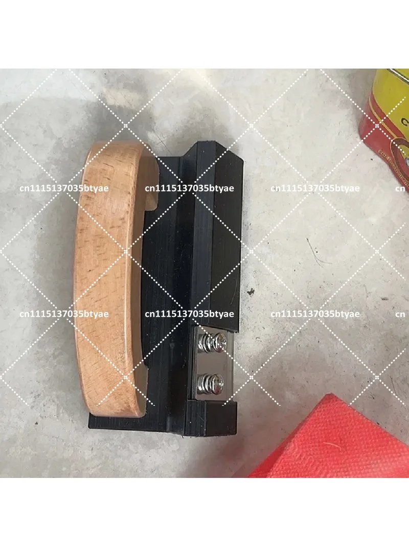 PVC Plastic Floor Cutting Knife Wooden Handle Edge Trimmer For Carpet Sports Floor Wall Cloth