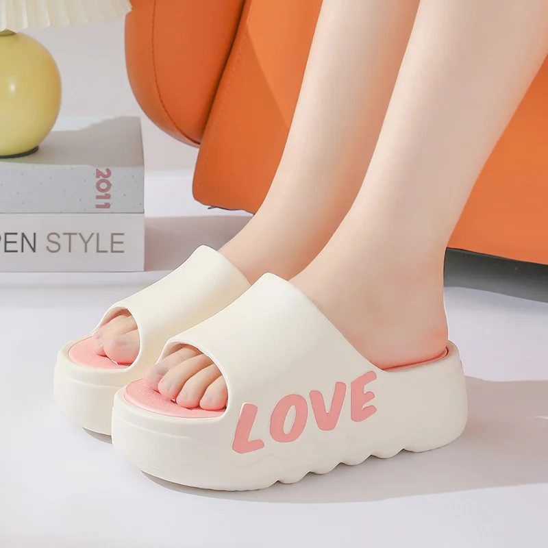 

New women's two tone love slippers 6.5 cm high heel slides shoes indoor outdoor nice beach slipper woman bright summer clog shoe