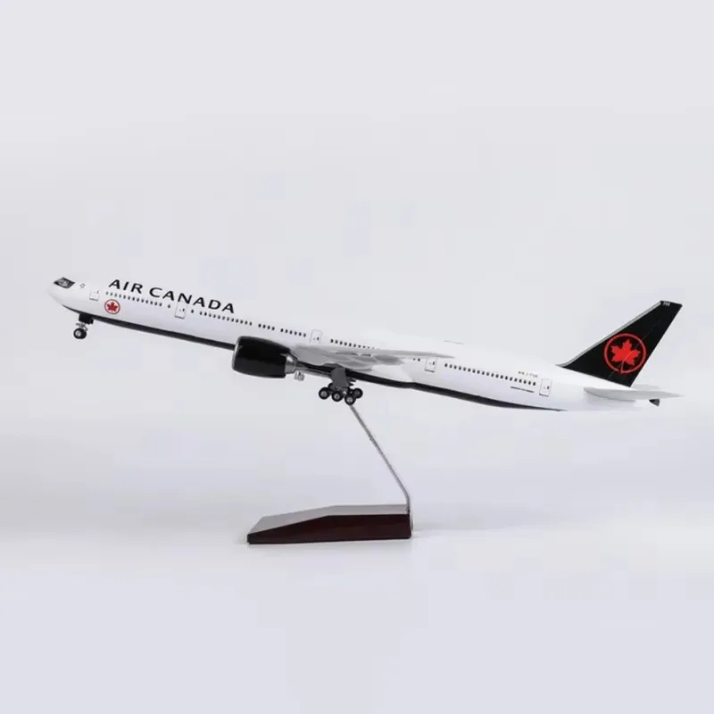 1:157 Scale 47cm Aircraft B777 Canada Air Airlines Model With Light and Wheel Diecast Resin Airplane Collection Display Gifts