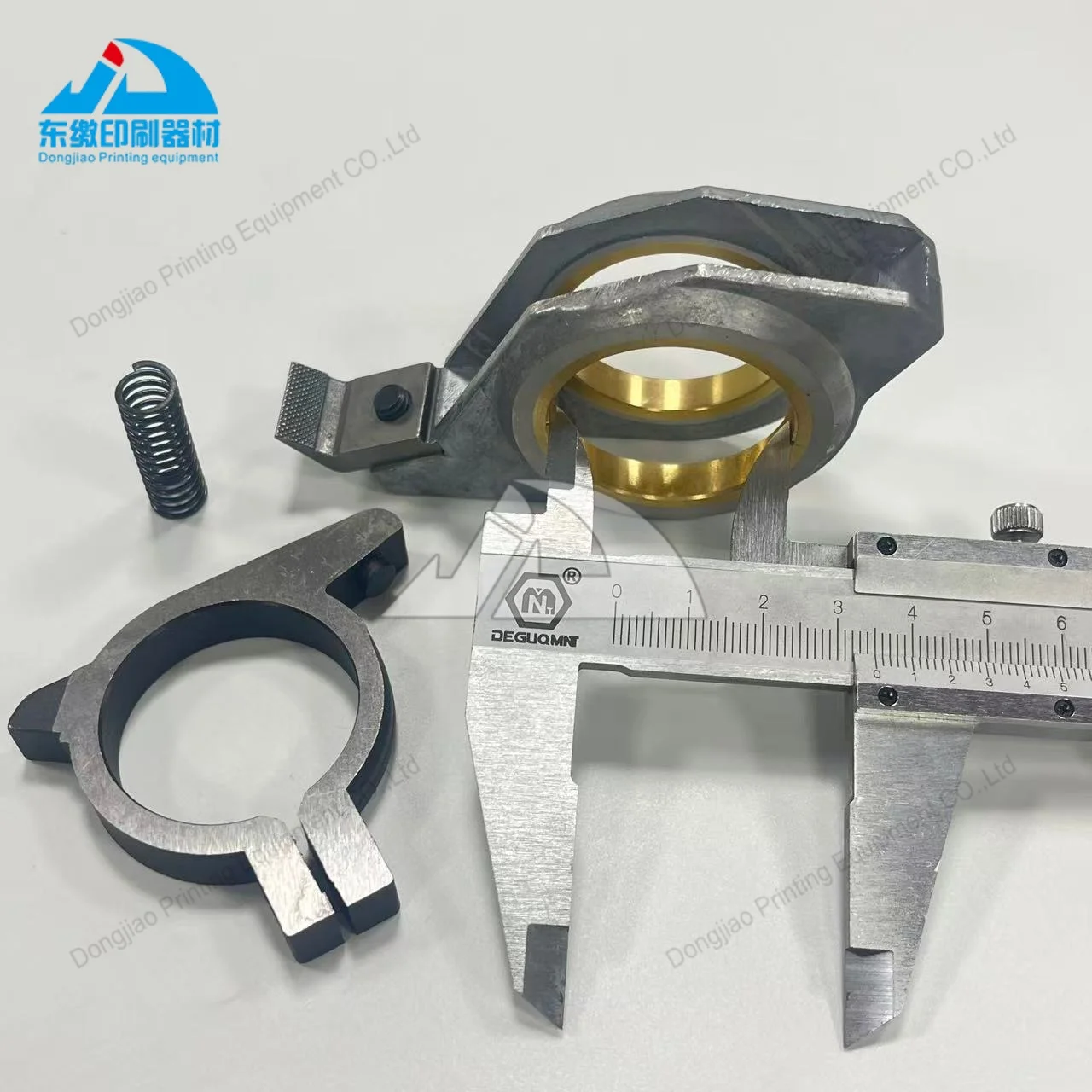 

Горячая продажа: 1 комплект захватов (грипперов) с внутренним отверстием 35 мм для печатных машин Mitsubishi 3F и D3000, запчасти