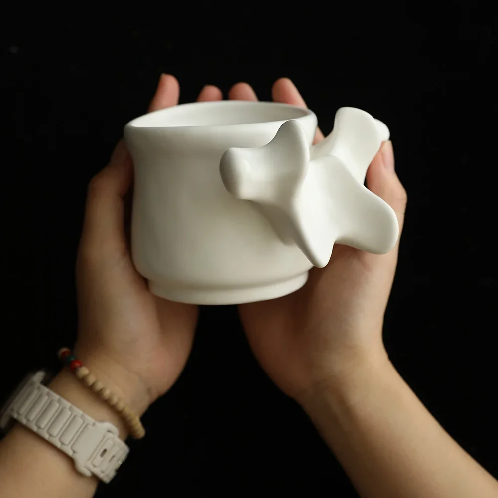 Einfache Wirbelsäule Kaffeetasse Skelett Keramik Becher Desktop Dekorative Stifthalter Ornamente Niedliche Kaffeetassen Kreatives Geschenk für Freunde