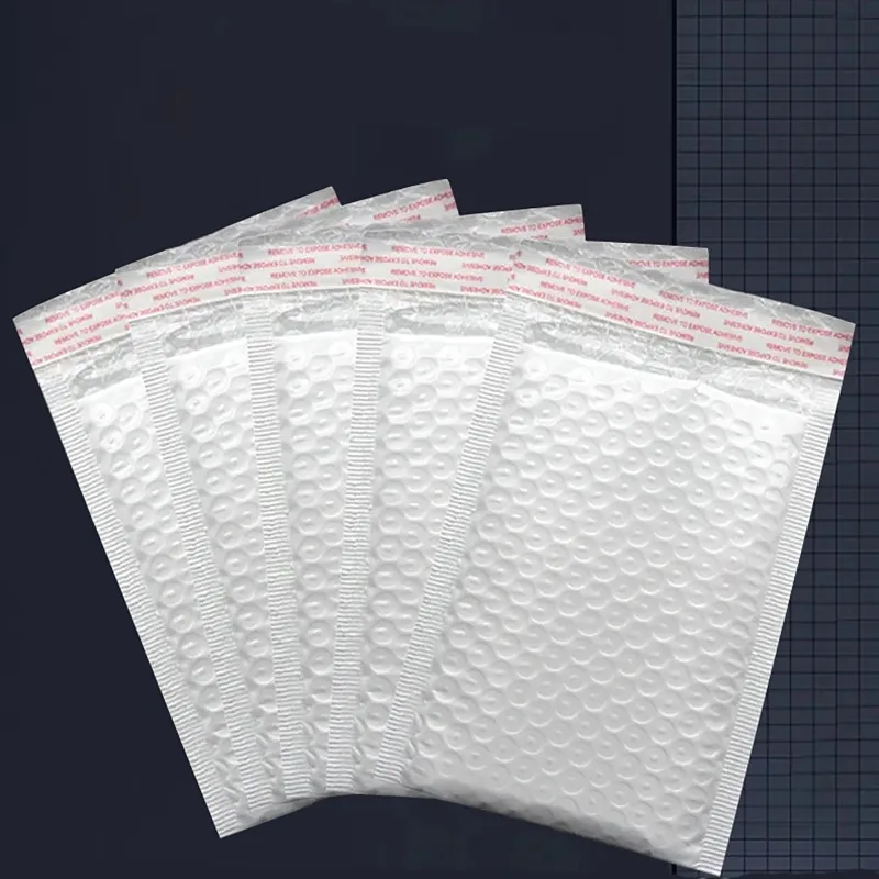 100pcs Pearlescent Film Waterproof Bubble Bag Packaging Express Bag White Foam Self Seal Pack Bag Shipping BagThickened Envelope