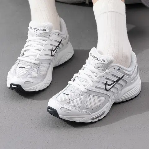 나이키 여성화 2025 봄 신상품 AIR PEGASUS 2005 빈티지 운동화 운동화 HQ5718-103