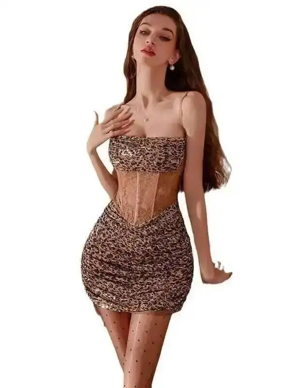 란제리 반짝 이는 섹시한 레오파드 프린트 나이트 클럽 유니폼 꽉 끼는 엉덩이를 감싸는 스커트 핫 드레스 여성을위한 우아하고 매력적인 FWYN