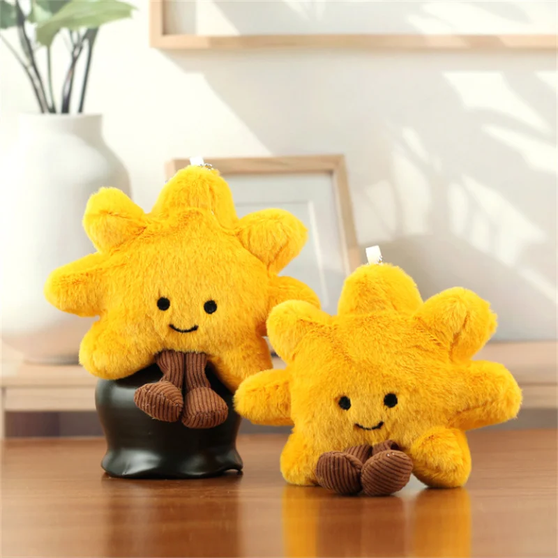 ตุ๊กตาดอกทานตะวันยิ้มน่ารักและสร้างสรรค์ ของเล่นตุ๊กตาขนนุ่ม พวงกุญแจ ของตกแต่งกระเป๋าเป้สะพายหลัง ของขวัญจากตู้คีบตุ๊กตา