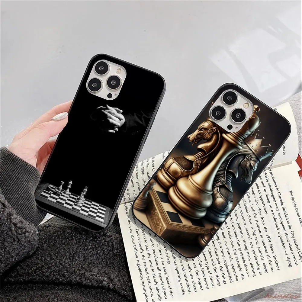 Chess King Mobile Cell Phone Case for iPhone 15 14 13 12 11 XS X 8 7 6 Plus Mini Pro Max SE 2022 Black Soft Phone Cover Funda