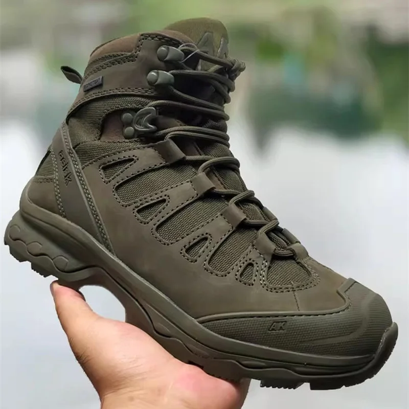 2025 new hot sale breathable professional comfortable lightweight wear-resistant non-slip hiking shoes Very good