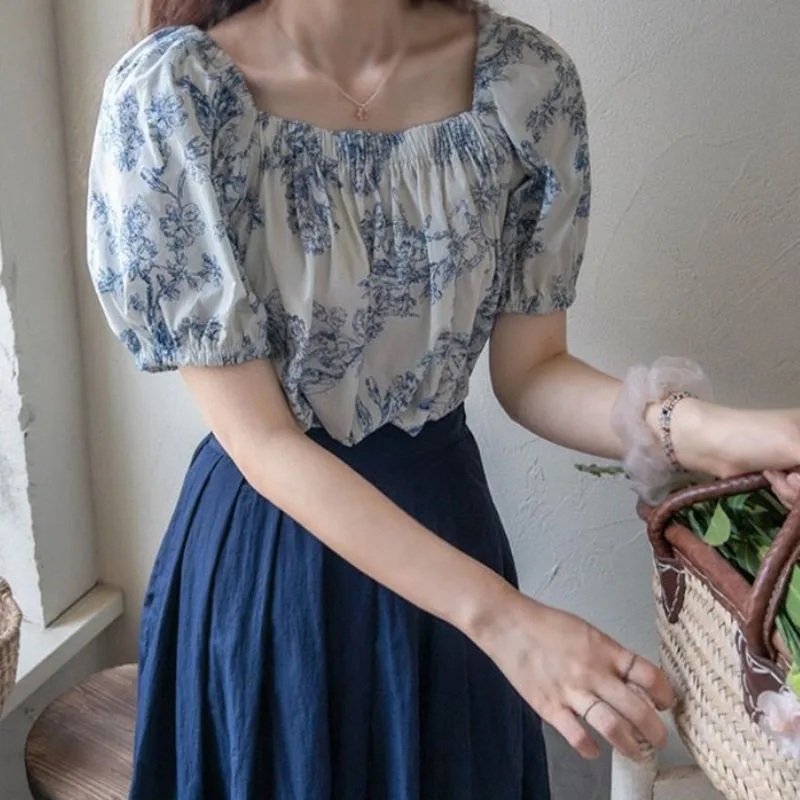 

Retro Chic Floral Print Shirt Women's Design Sensation Square Collar Bubble Sleeve Top Slimming Versatile Korean Style Commute