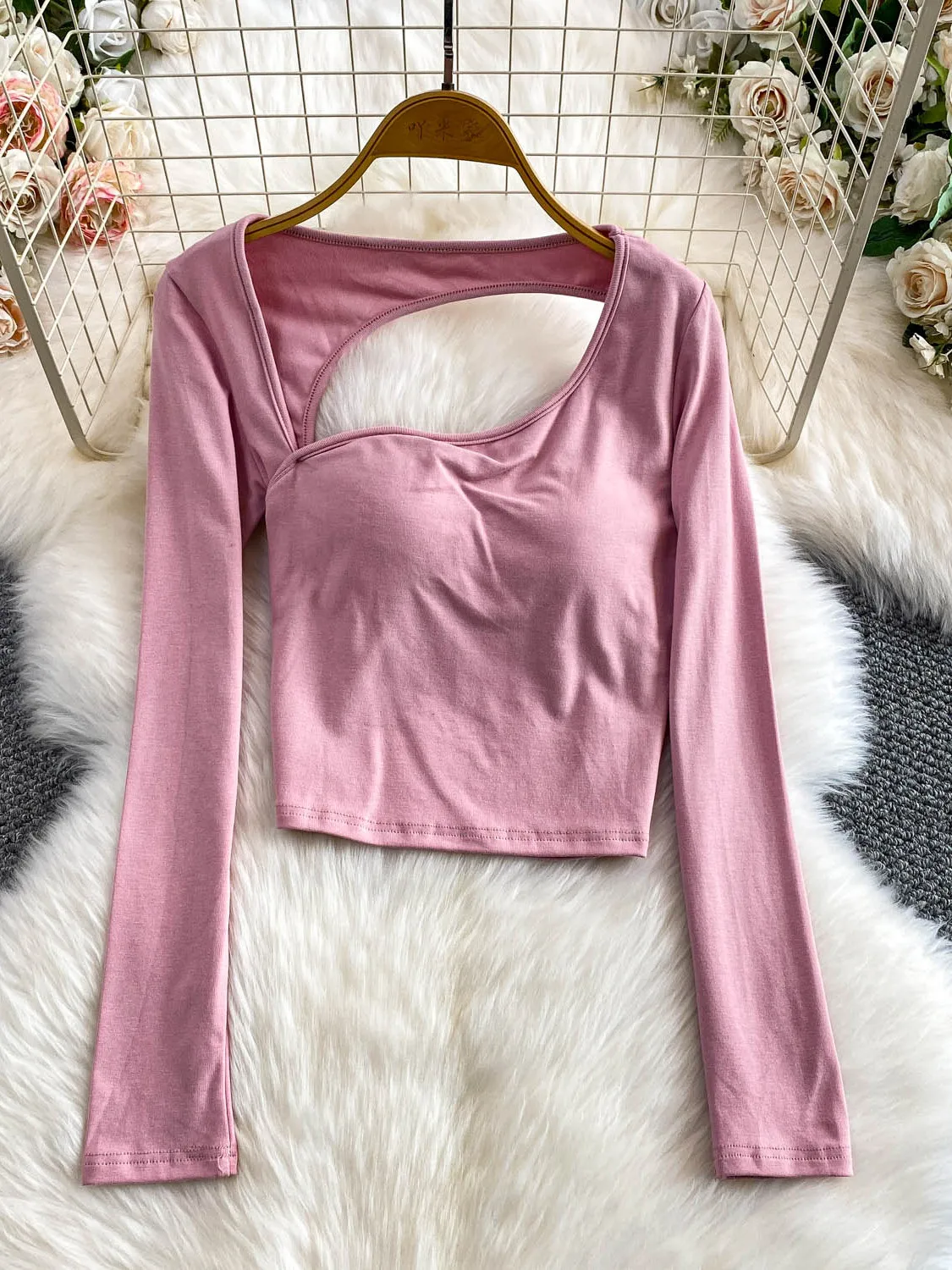 

Pure Desire Sexy Hollow out Ba V-Ne T-irt Women's ort Sle with Chest Pad Slimming Tight Fit Korean Version Long Sve