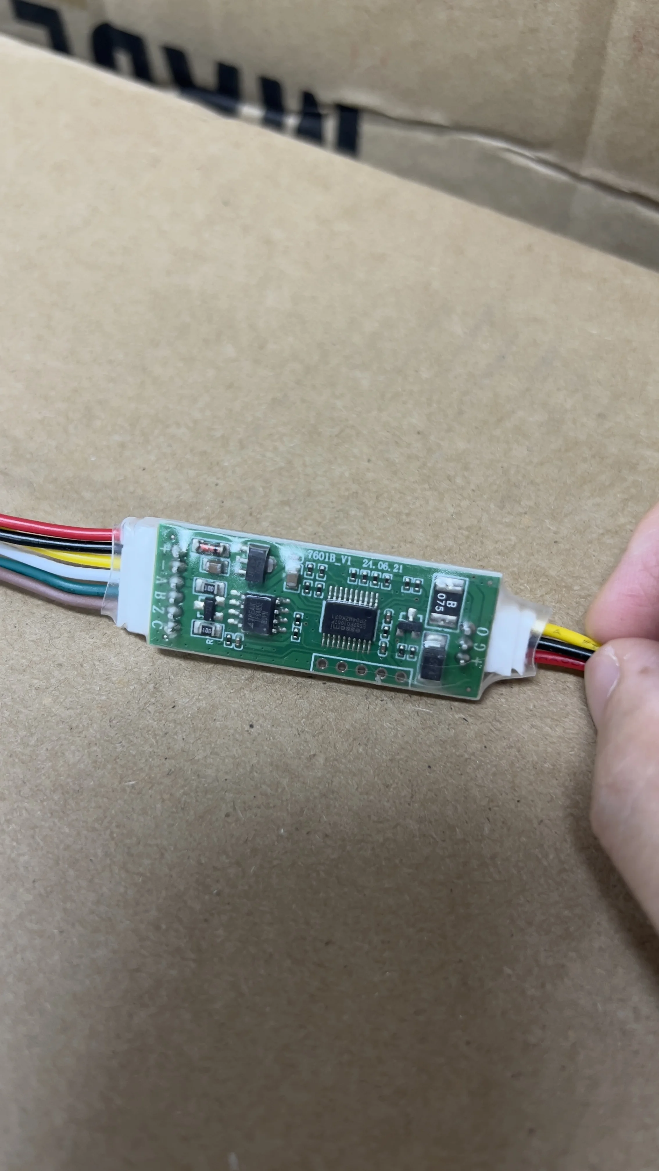 Focus FC-7601B Dual Wired Zone Expansion Module For Bus Zone Compatible with FC-7668pro Wired Alarm System