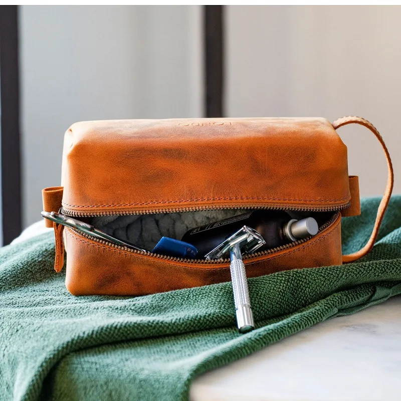 

Vintage Crazy Horse Leather Wash Bag – Large Waterproof Cosmetic Organizer