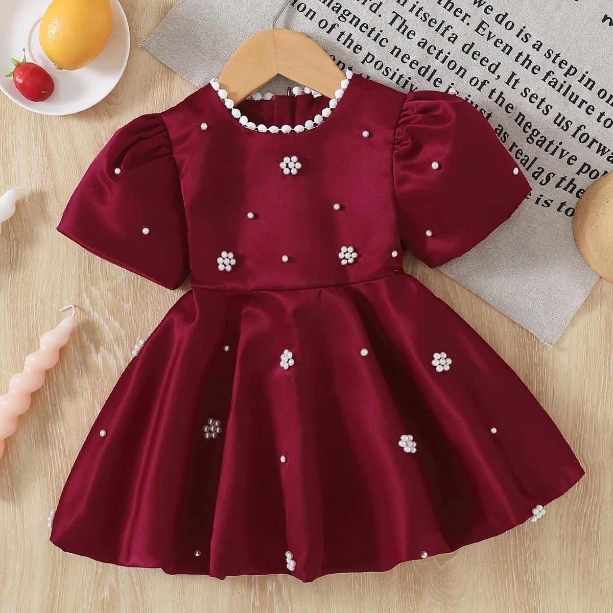 Baby Girl Birthday Dress Bubble Sleeves and Pearl Decal Wine Red Dress Suitable for 0-3 Year Old Daby Girls Party Princess Dress