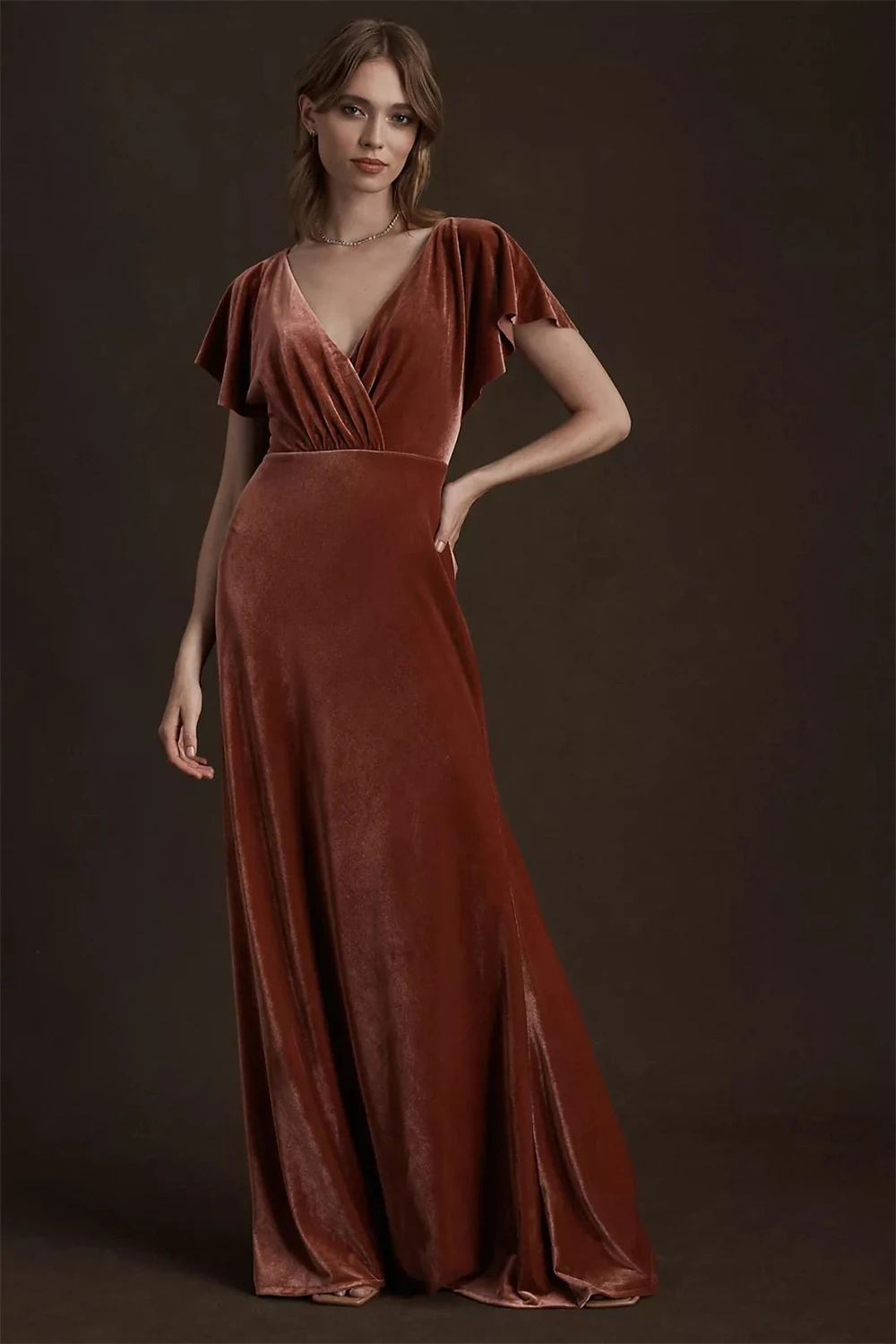 

Women Velvet N-Neck Ruffles Sleeves Bridesmaid Dresses Backless Pleated A-Line Floor-Length Zipper Formal Party Evening Dresses