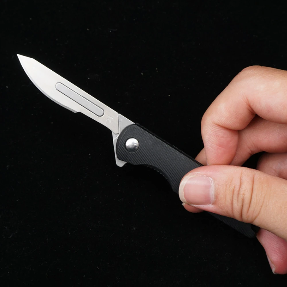 Mini Faca Utilitário Abs Lidar com Dobrável Bisturi Edc Rápida Aberta Emergência Médica Faca Chaveiro Unpacking Bolso Faca Caixa Cortador