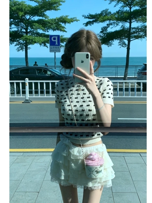 

Summer Beautiful Knitted Lace Puffy Skirt Short Sleeve Two-Piece Set Miu Style High Waist Elastic Knot Top