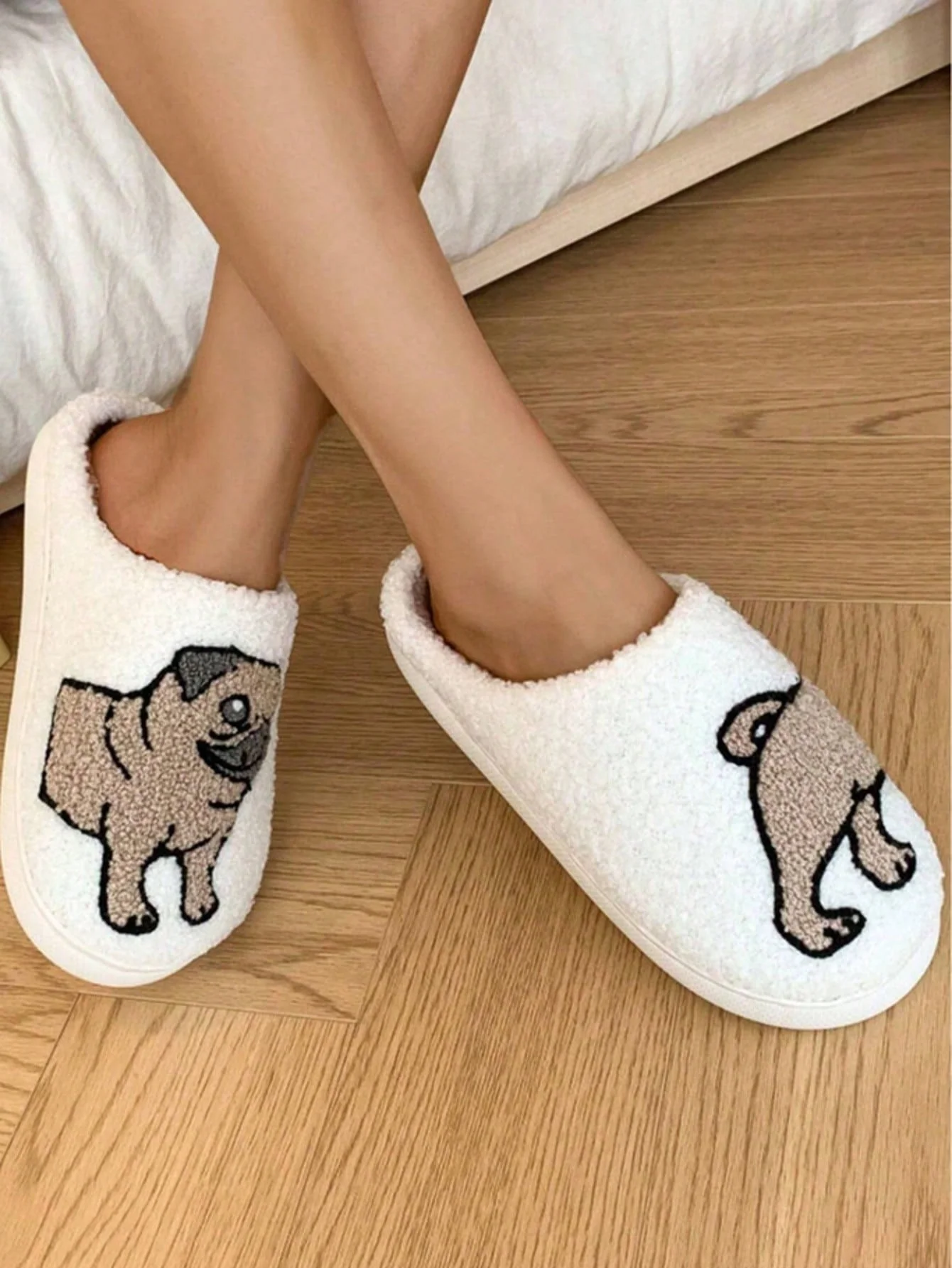 Couple Pug Embroidery Plush Slippers, Winter Fleece Lined Warm Non-slip Soft Cloud Sole Breathable Indoor Outdoor Home Dorm Slid image 5