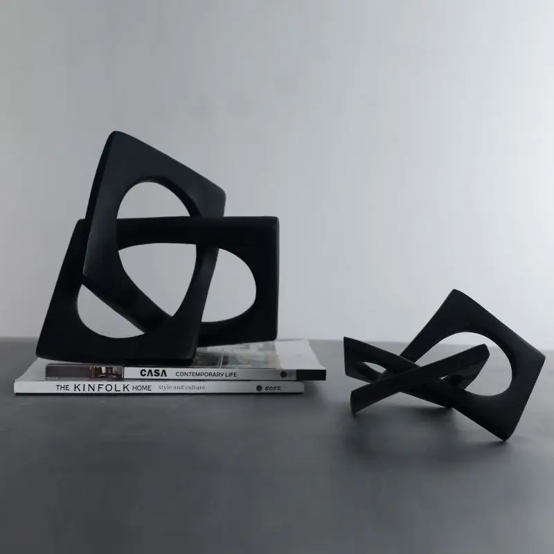 

Geometric Ring Winding Modern Simple European Light Luxury Creative Ornament Model House Sales Office Soft Decoration