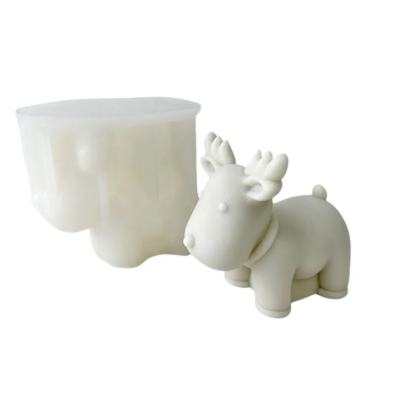 Snow Little Elk Silicone Candle Mold Epoxy Easy Release Creative Plaster Doll Resin Kneading Mold Baking Accessories