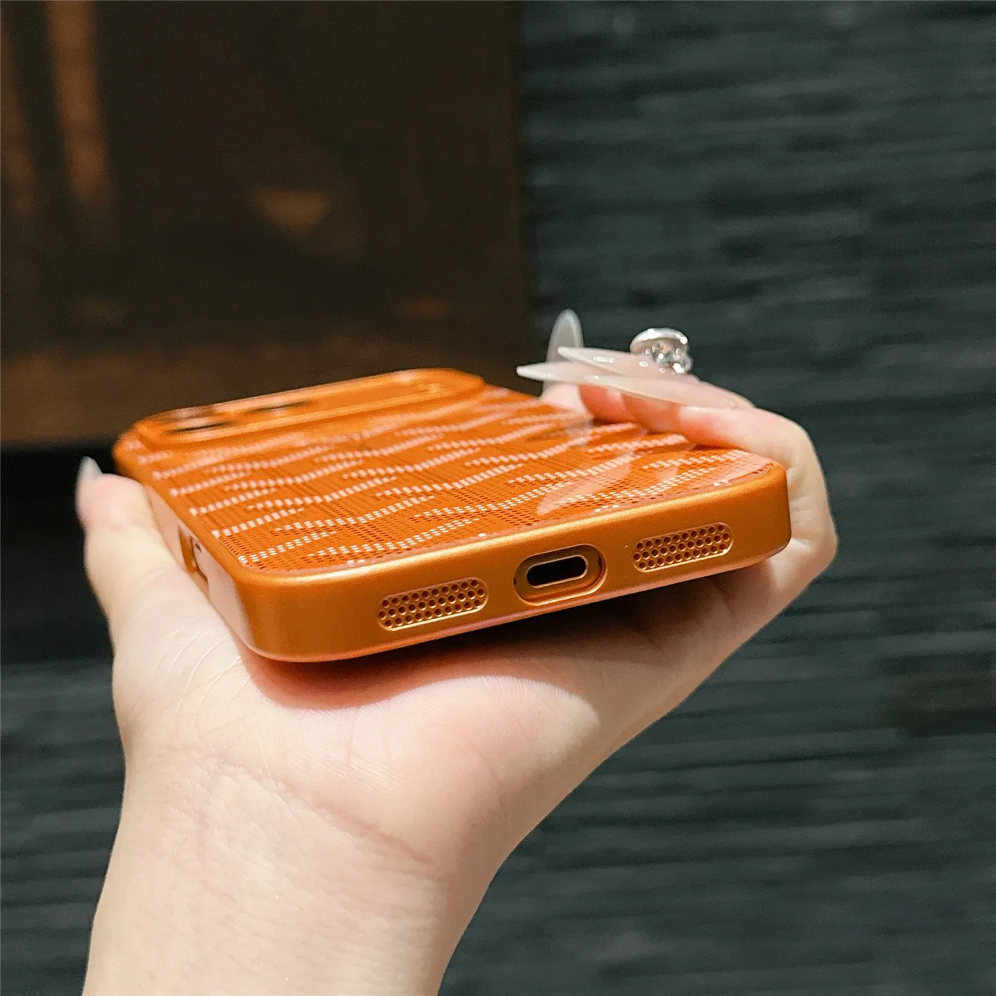 الراقية Sle الزجاج المقسى GO-YA جراب هاتف لابل آيفون 17 برو ماكس 16 15 14 13 العلامة التجارية الفاخرة سيليكون كاميرا غطاء وقائي