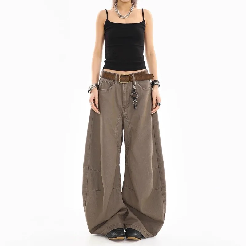 American Style Loose Fit Curved Leg Jeans Shorts Coffee Color Casual Daily Wear for Men and Women Comfortable Breathable Bottoms