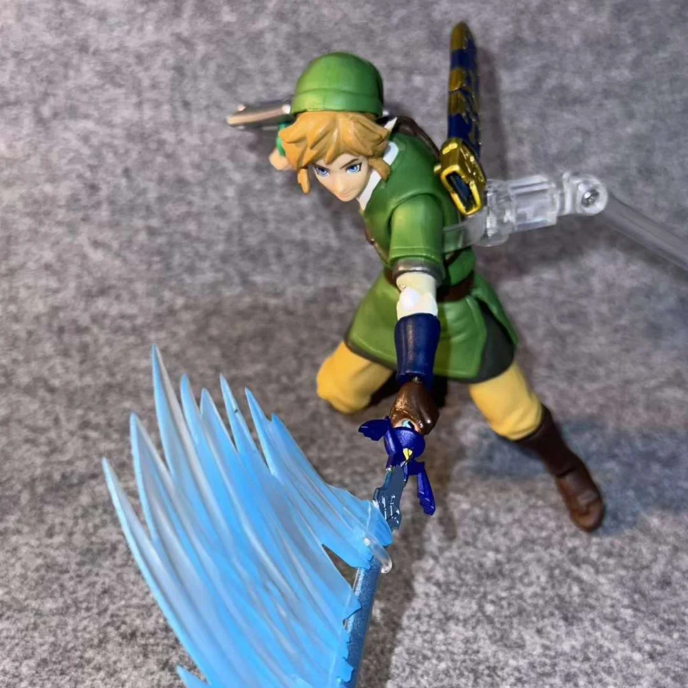 The Hyrule Net PVC Action Figure, Link Master Sword, Hylian Shield Game, Anime Action Figure, Desktop Ornement Model, Crafts Gifts, 18cm