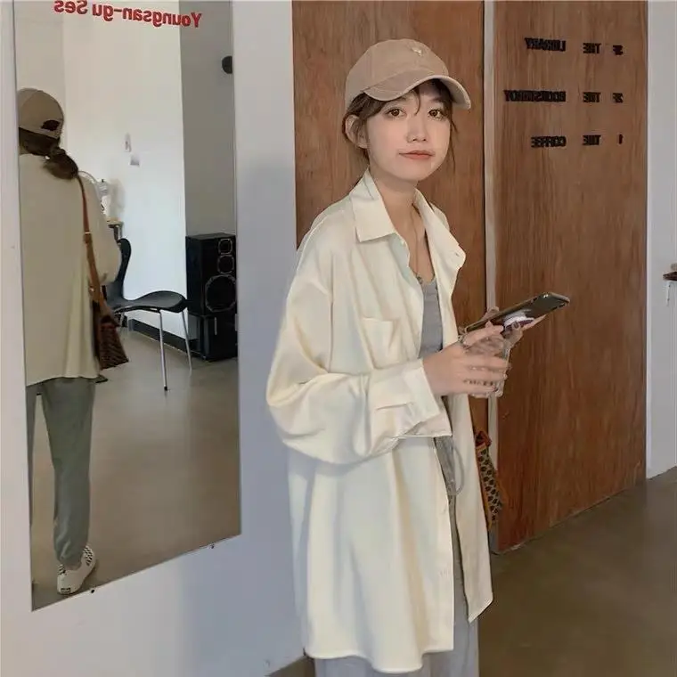 

Chic Thin Women's Cardigan Longsved Jaet irt Top for Middle-Aged And ly Faionable Outerwear without Brand Name