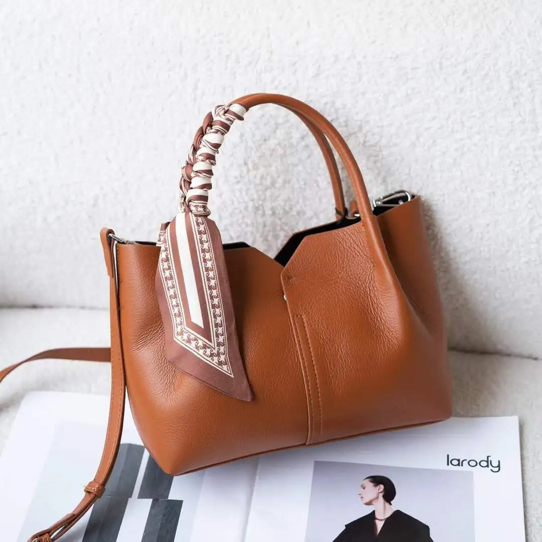 

2026 New Fashion Women Handbags Genuine Leather Ladies Shoulder Bags Female Brand Luxury Real Natural Leather Crossbody Bag