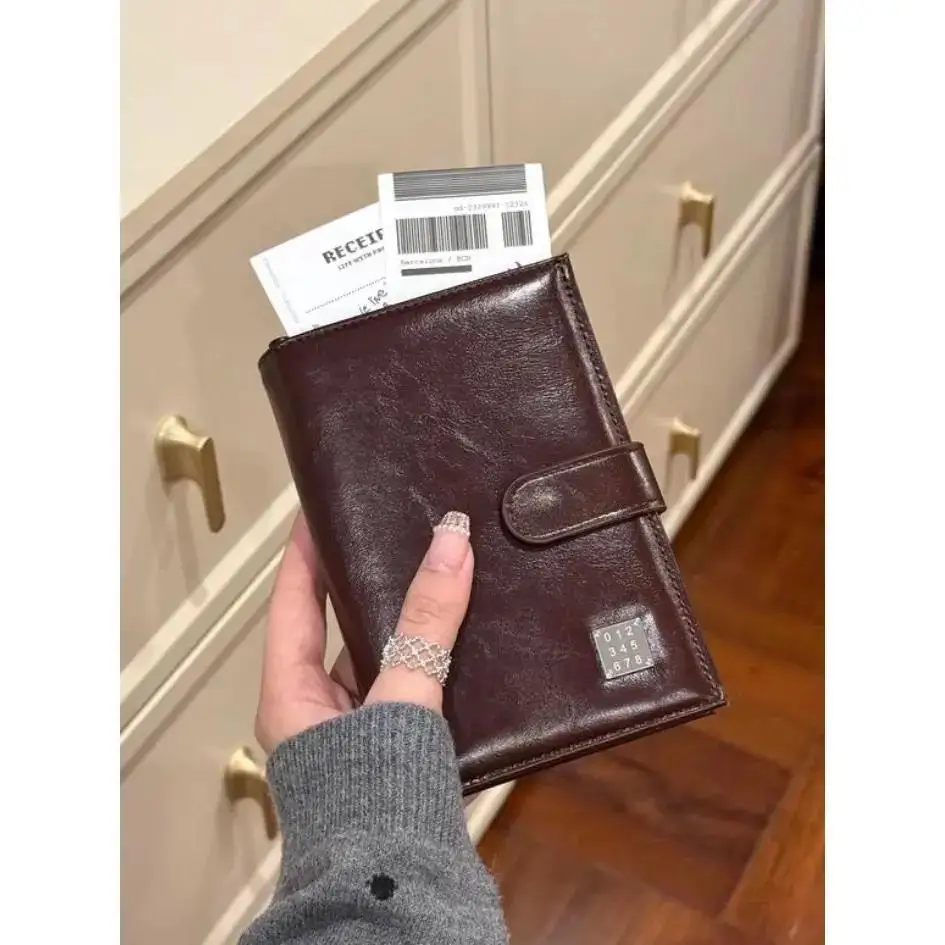 

Leather Passport Holder Wallet Travel Document Bag Integrated Card Case Men's Fashion Spring Season PU Material Matte Finish