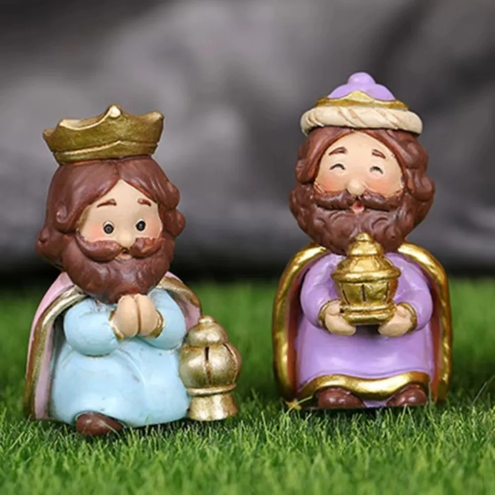 

Resin Nativity Manger Ornament Miniature Cartoon Nativity Figurine Hand Painted LED Lights Jesus Child Statue Home Decor