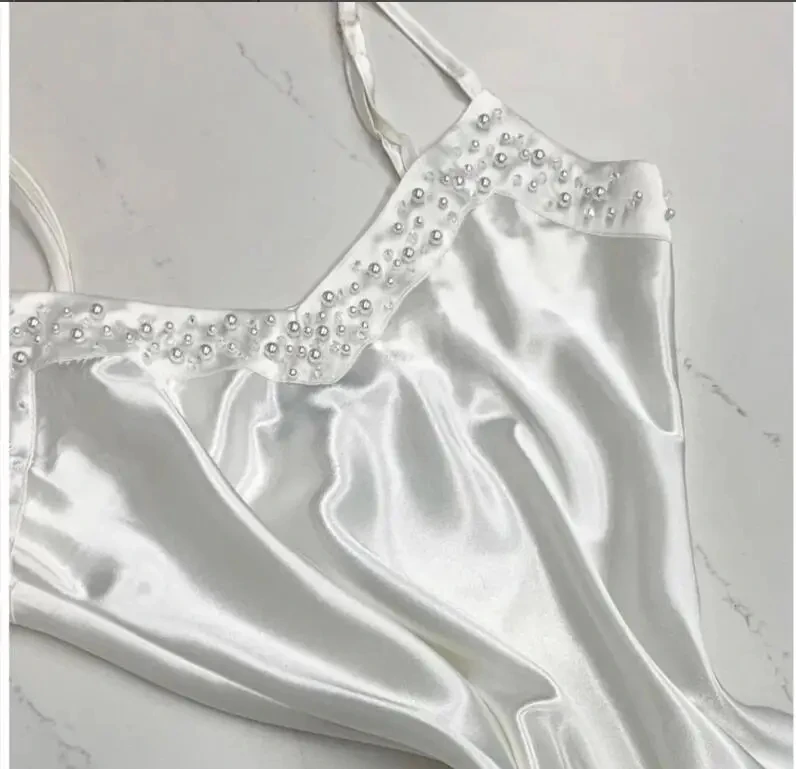 Perle senza spalline giacca da sposa in raso elastico partito all'interno del vestito intimo mantello da sposa Sexy abito di perle