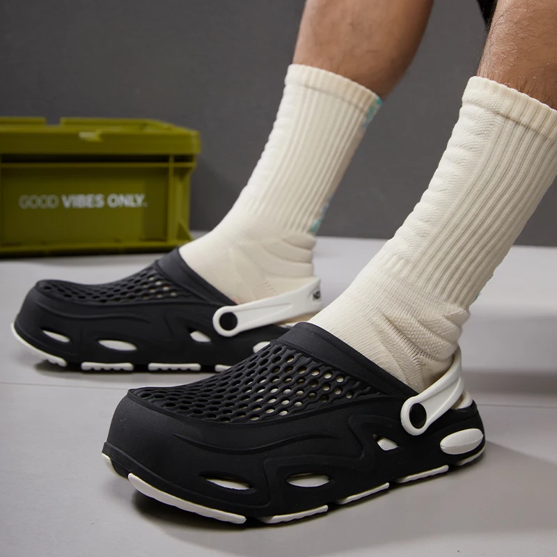 

Мужская новая модная садовая обувь с отверстиями, мужские повседневные удобные летние сабо из ЭВА, сандалии для мальчиков, домашние и уличные пляжные тапочки Footwe