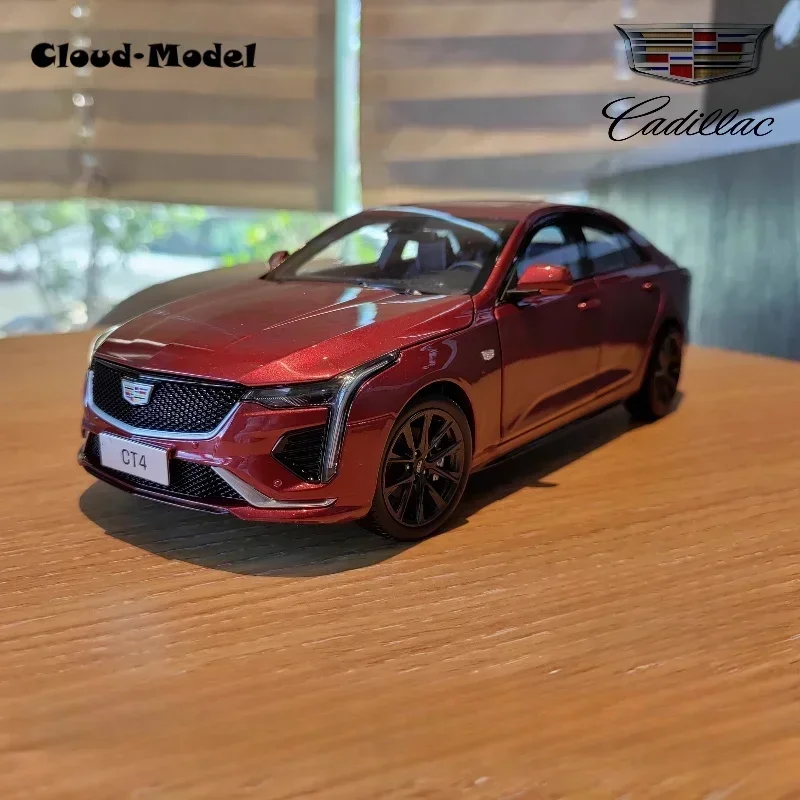 1/18 Original Cadillac CT XT 4 5 6 diecast alloy simulation car model, boys collection decoration toys, children's holiday gifts