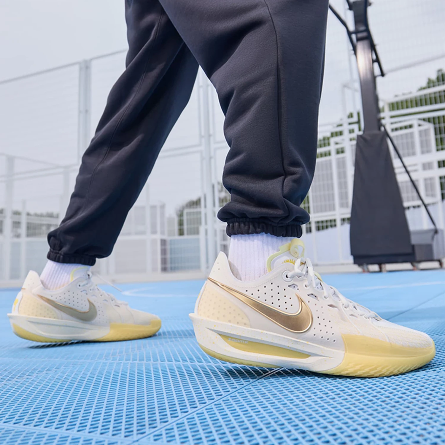 

Nike genuine G.T. CUT 3 men's training cushioning practical basketball shoes FZ1522-100