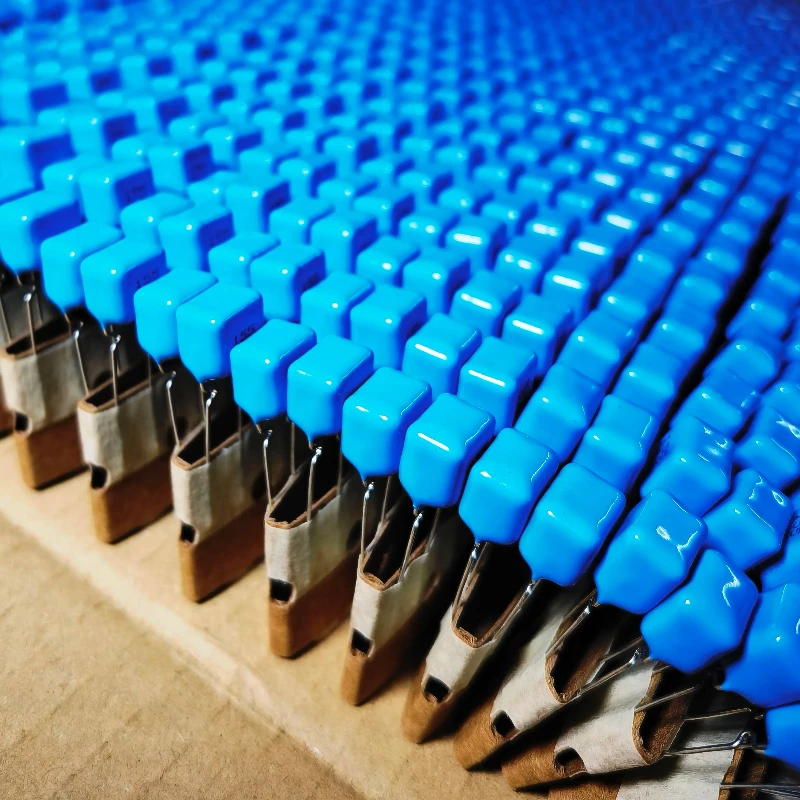 10 Stück/50 Stück NISSEI CBB Filmkondensator MMTV 50V155J 5 % Pitch = 5 mm 1,5 uF 155 blaue CBB-Kondensatoren