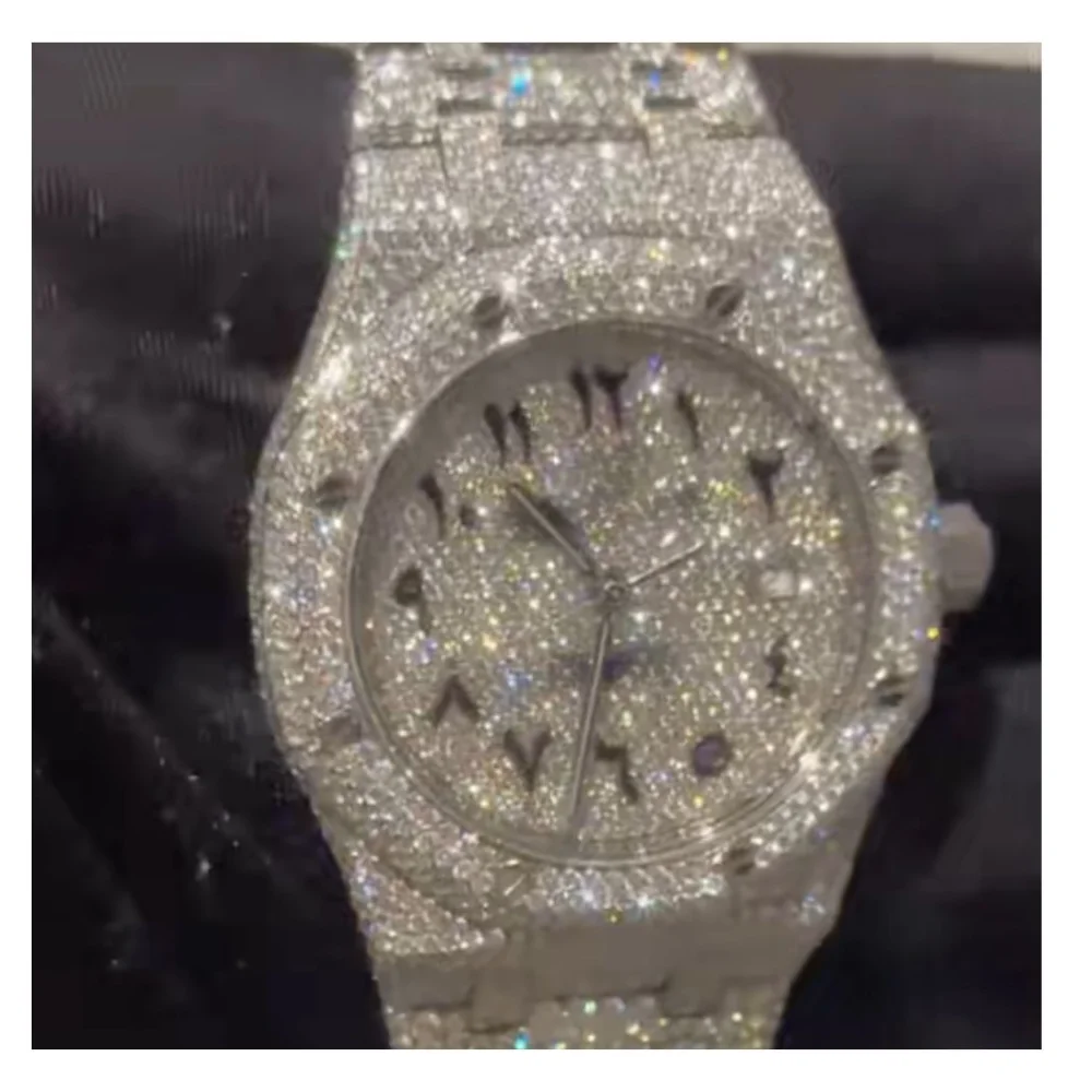 

Custom iced 's automatic mechanical hip hop vvvs1 D color moissanite men's watch