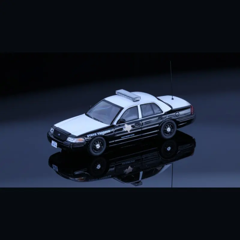 Rollin 1:64   Victoria K-9 patrol vehicle/Charger plain-painted alloy car model