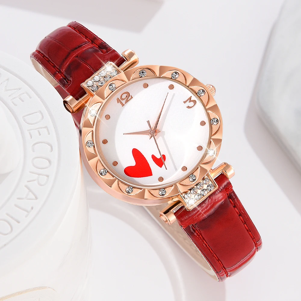 Red Women Watch 5PCS/Set Leather Strap Quartz Wristwatch Red Heart Laser Face Dial Watch Heart Alloy Jewelry Set Gift For Mom