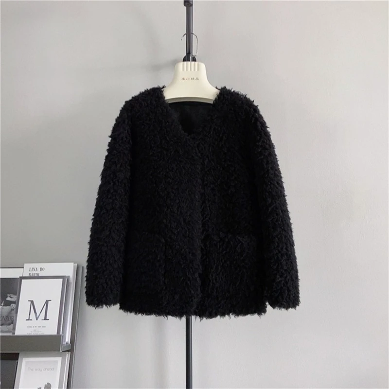 

Female 2023 Fall and Winter New Wool Short Coat Girl Sheep Shearling Thickened Skinny Warm Jacket Parka PT490