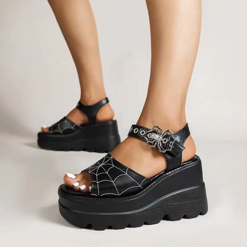 Sandalias góticas de estilo Punk con cuña para mujer, tacones ultraaltos de 9cm, punta abierta, suela gruesa, correa en el tobillo de araña, sandalias informales con talón descubierto